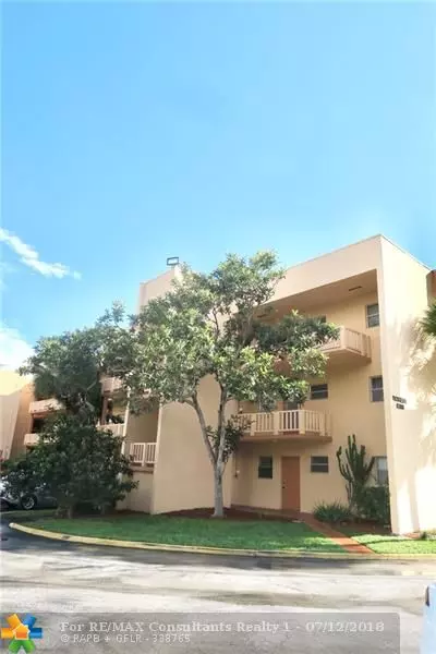 Tamarac, FL 33321,8380 Lagos De Campo Blvd  #308