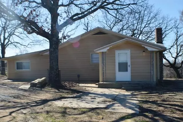 Holdenville, OK 74848,8351 E 133 Road