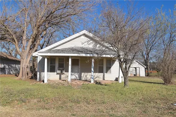 326 S Walnut, Crescent, OK 73028