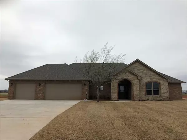 13177 NE Tony Creek Road, Elgin, OK 73538