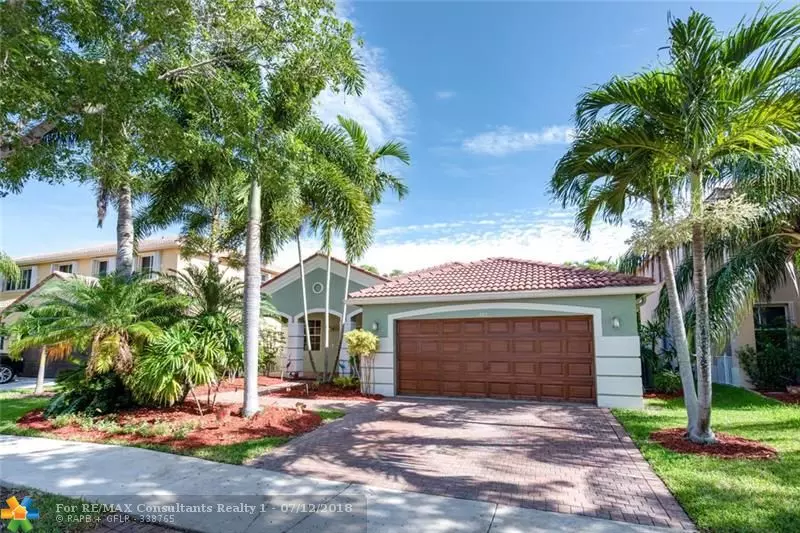 4315 Fox Ridge Dr, Weston, FL 33331