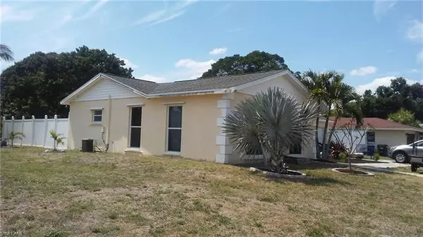 North Fort Myers, FL 33903,787 Friendly ST