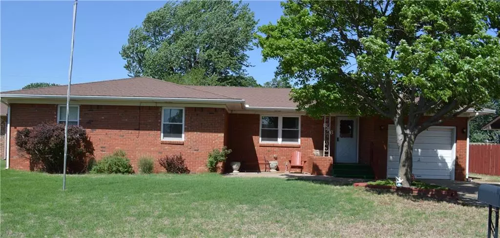 Watonga, OK 73772,846 Mimosa Drive