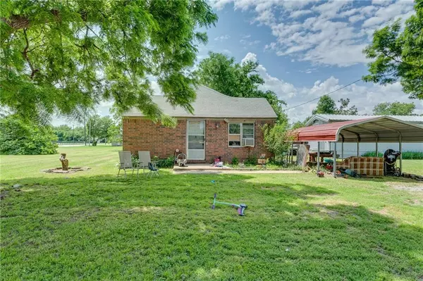 311 SW 5th Street, Minco, OK 73059