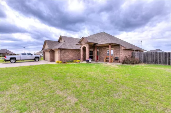 1925 Silver Crossings, Piedmont, OK 73078