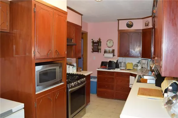 Watonga, OK 73772,846 Mimosa Drive