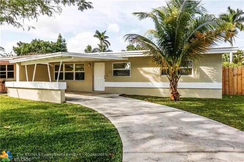 215 SE 7th St, Dania Beach, FL 33004