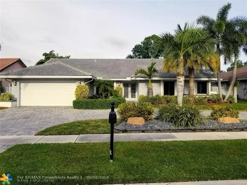 1620 NW 100th Way, Plantation, FL 33322