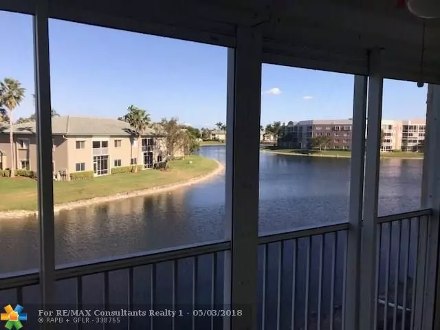 7866 Trent Dr  #302, Tamarac, FL 33321