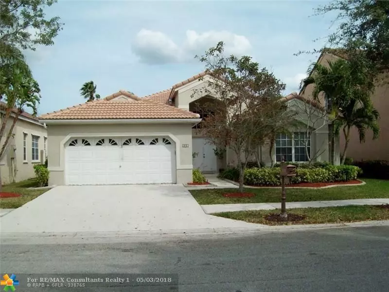 292 Cameron Dr, Weston, FL 33326