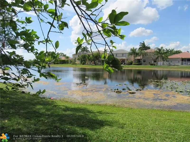 649 Conservation Dr, Weston, FL 33327