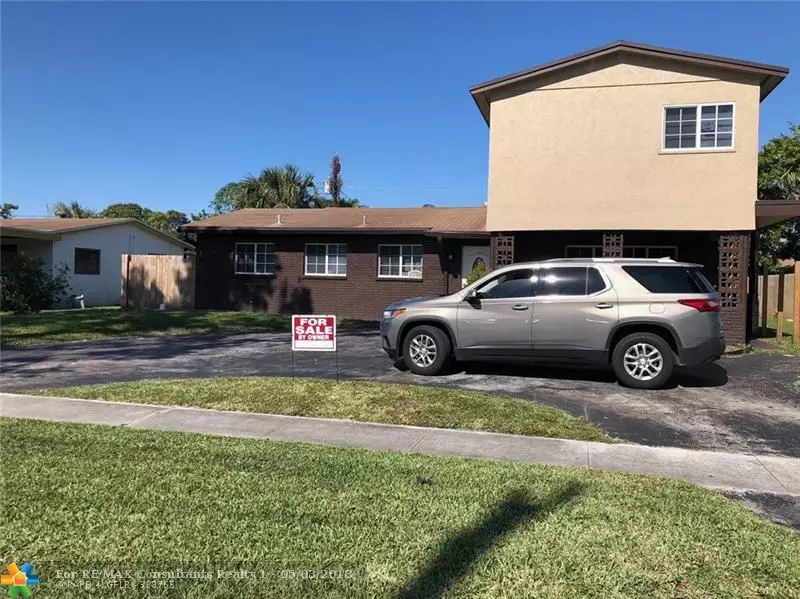 5421 NW 11th St, Lauderhill, FL 33313