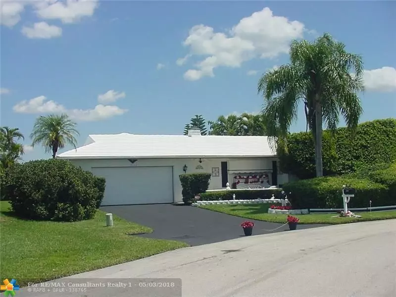 9403 NW 74th Pl, Tamarac, FL 33321