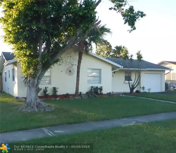 4521 NW 84th Ave, Lauderhill, FL 33351