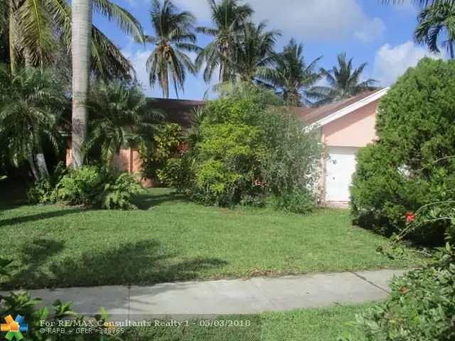 5111 NW 82nd Ave, Lauderhill, FL 33351