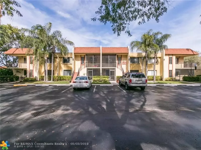 402 Lakeview  #201, Weston, FL 33326