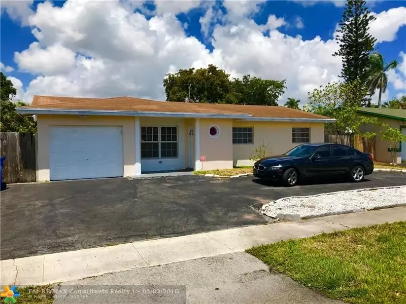 4521 NW 34th St, Lauderdale Lakes, FL 33319