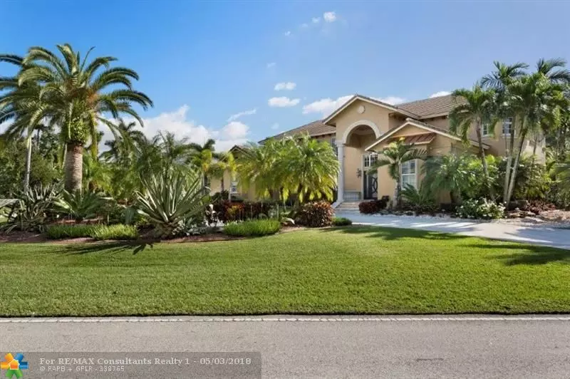 432 Holly Ln, Plantation, FL 33317