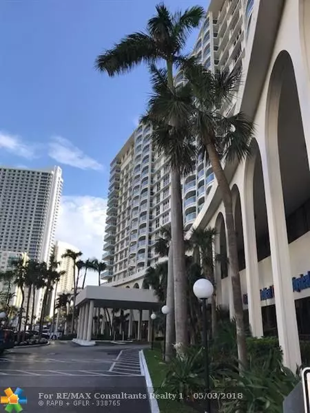 Hollywood, FL 33019,3800 S Ocean Dr  #213