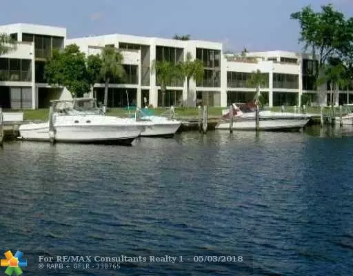 Pompano Beach, FL 33060,1100 SE 5th Ct  #18