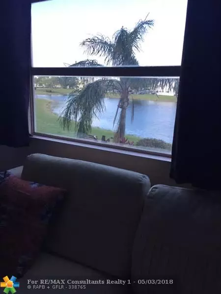 Deerfield Beach, FL 33442,2082 Oakridge U  #2082