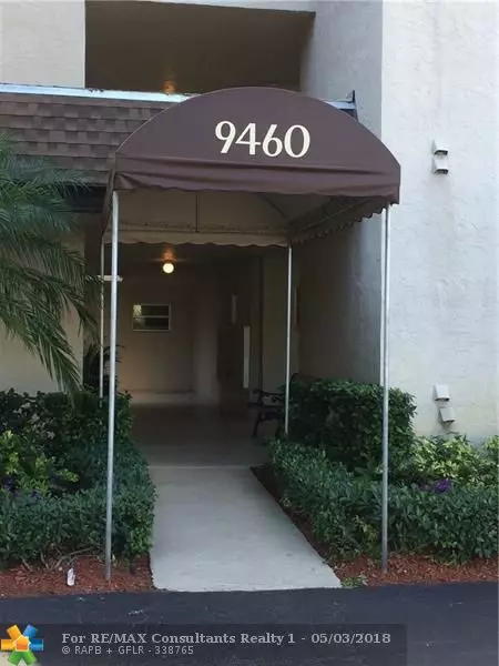 Davie, FL 33324,9460 Poinciana Place  #302