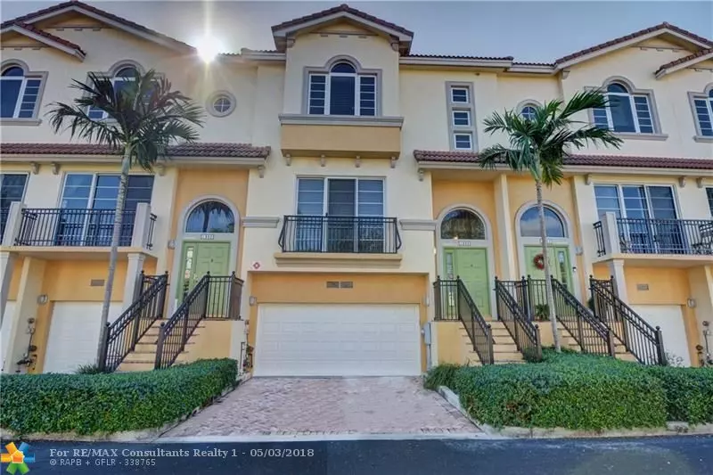 Oakland Park, FL 33308,1932 Coral Heights Ct  #304