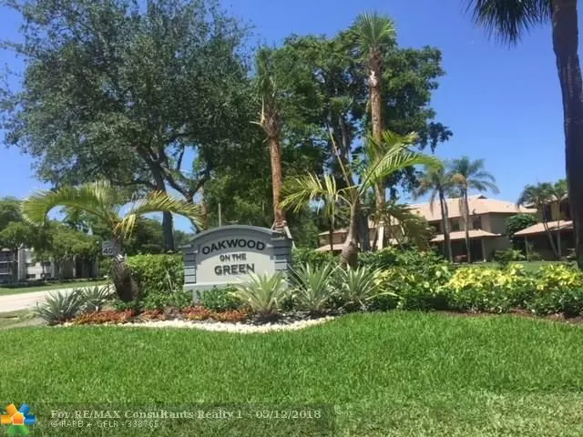 Coral Springs, FL 33071,9865 Riverside Dr  #9-32