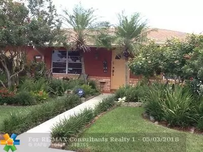 991 SW 82nd Ter, North Lauderdale, FL 33068