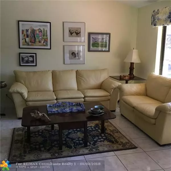 Boca Raton, FL 33487,360 Apache Ln