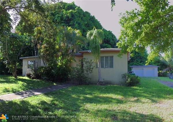 341 NW 143rd St, Miami, FL 33168