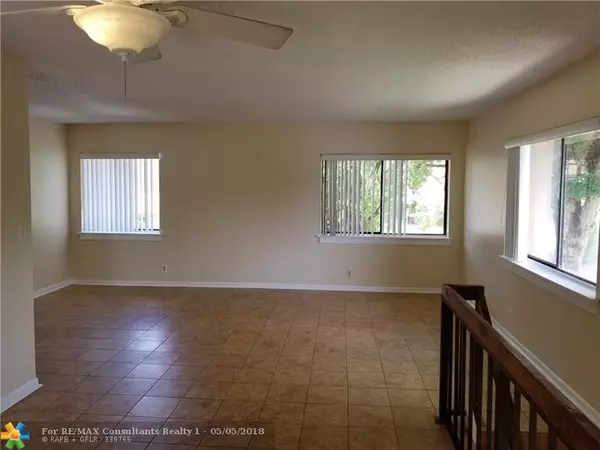 Plantation, FL 33324,202 Wimbledon Lake Dr  #202