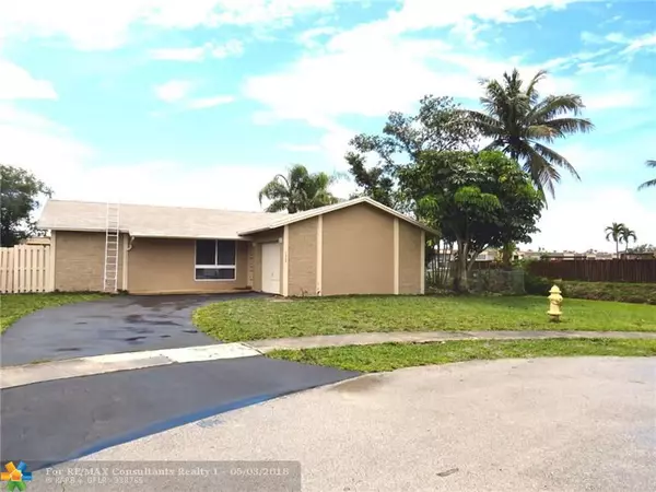 9240 NW 31st Pl, Sunrise, FL 33351