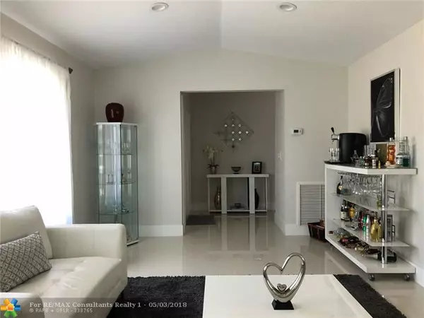 Deerfield Beach, FL 33442,312 SW 34th Ter