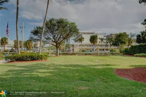 Pompano Beach, FL 33062,1110 N Riverside Dr  #12