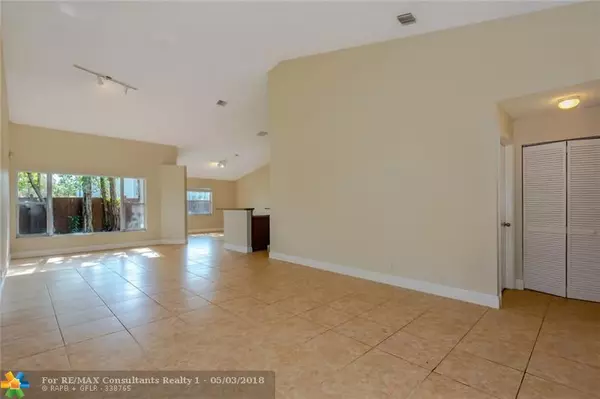 Royal Palm Beach, FL 33411,164 Heatherwood Dr