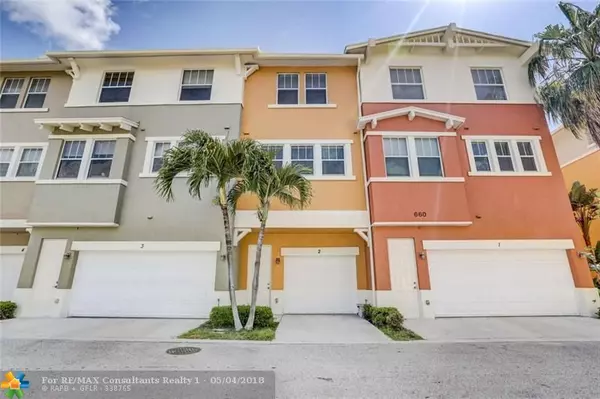 West Palm Beach, FL 33401,660 Amador Ln  #2