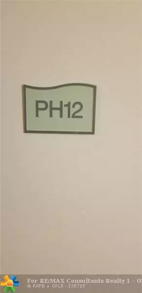 Aventura, FL 33180,2775 NE 187th St  #WPH12