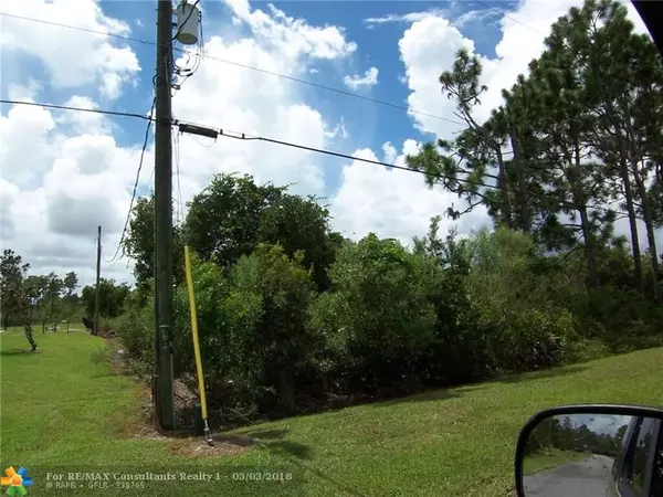 Other City - In The State Of Florida, FL 32833,19666 Seaview Street