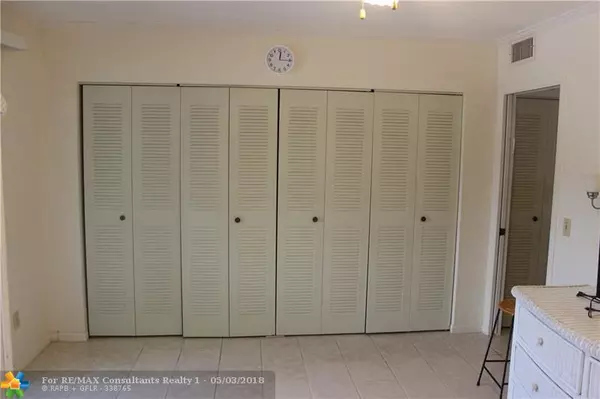 Deerfield Beach, FL 33442,44 Westbury B  #44