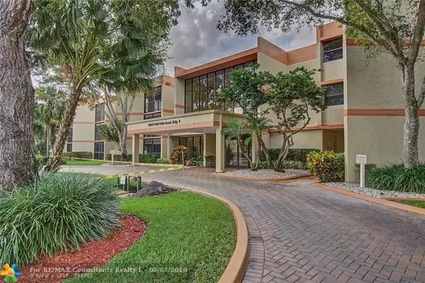 16475 Golf Club Rd  #207, Weston, FL 33326