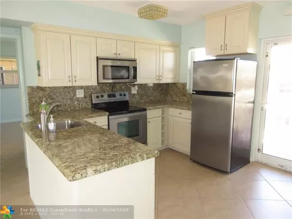 Lauderdale By The Sea, FL 33308,4300 El Mar Dr  #22