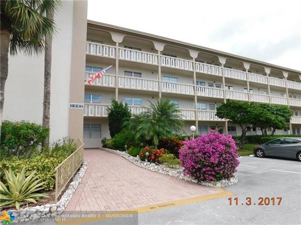 2802 Victoria Way  #F2, Coconut Creek, FL 33066