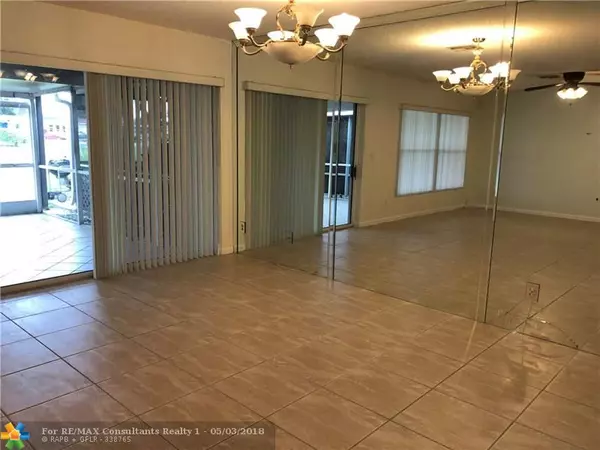 Deerfield Beach, FL 33442,4948 W Lakes Dr  #4948