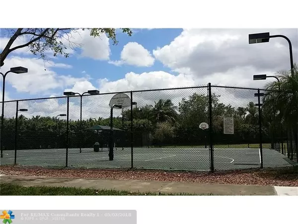 Coral Springs, FL 33071,12148 Glenmore Dr