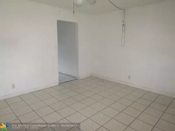 Hallandale, FL 33009,430 SW 9th Ave #1-2