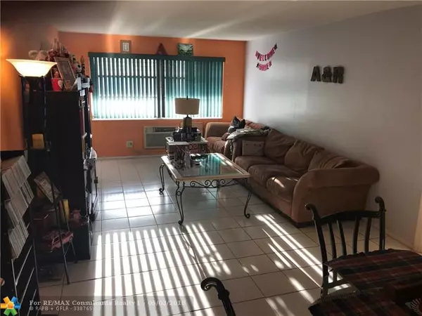 Pompano Beach, FL 33064,1150 E Sample Rd  #201