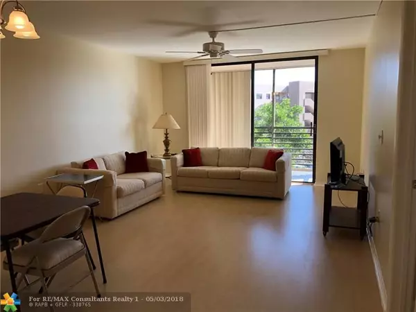 Pembroke Pines, FL 33026,900 Colony Point Circle  #417