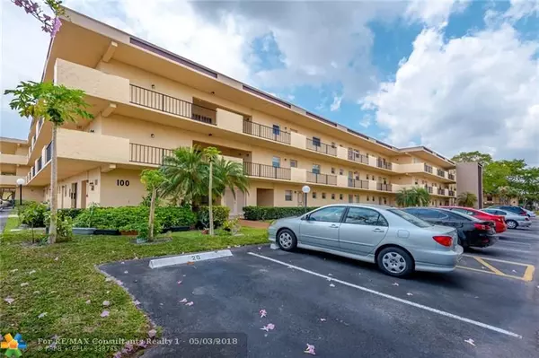 100 Berkley Rd  #210, Hollywood, FL 33024