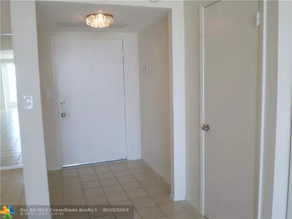 Fort Lauderdale, FL 33316,2100 S Ocean Lane  #2309